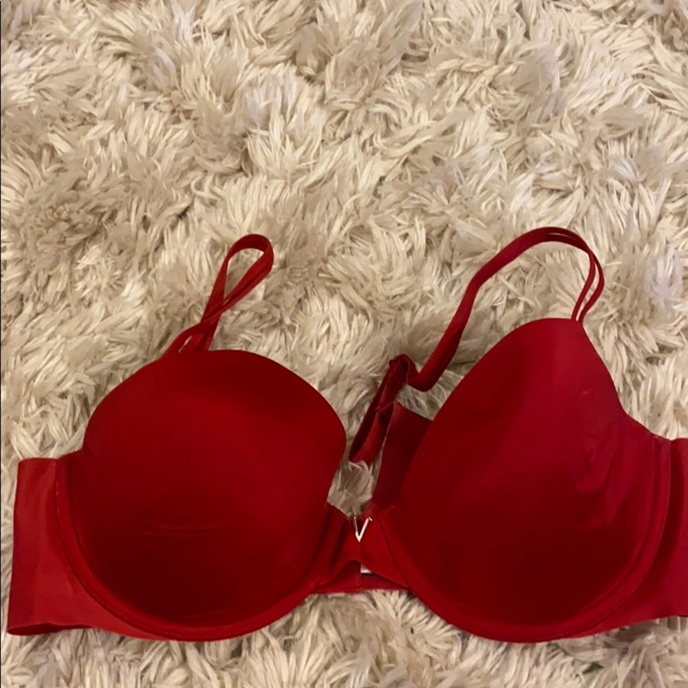 Victoria’s Secret lightly lined Demi bra, NWOT